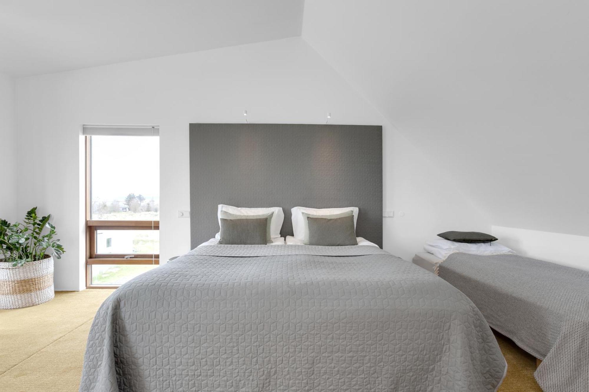 Guest house Eyvindarholt Alftanes