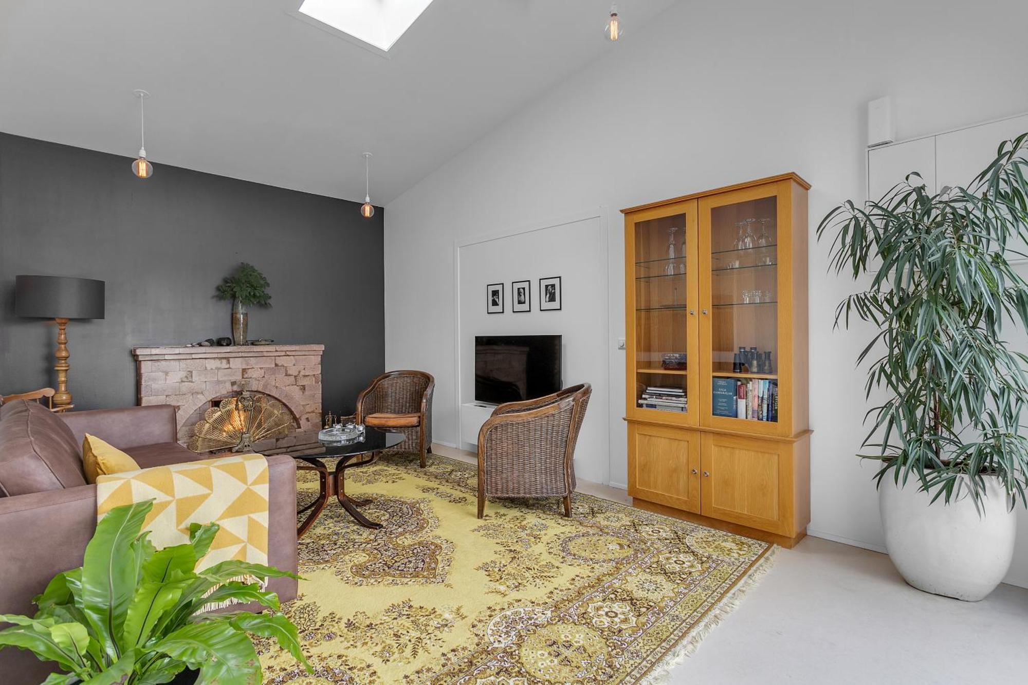 Eyvindarholt Guest house 3*